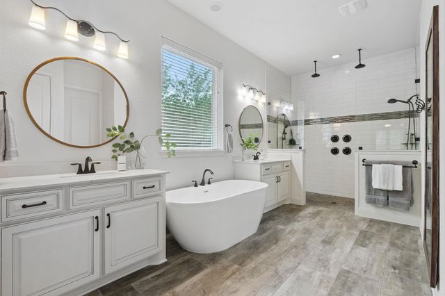 377 Bristlecone DR, Driftwood, TX 78619