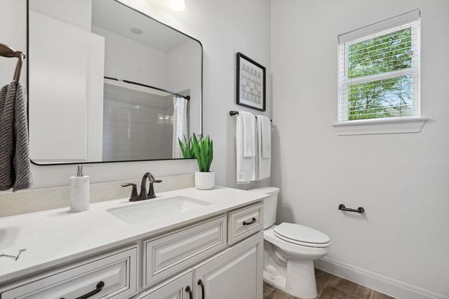 377 Bristlecone DR, Driftwood, TX 78619