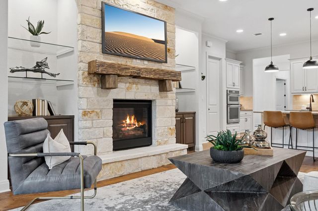 377 Bristlecone DR, Driftwood, TX 78619