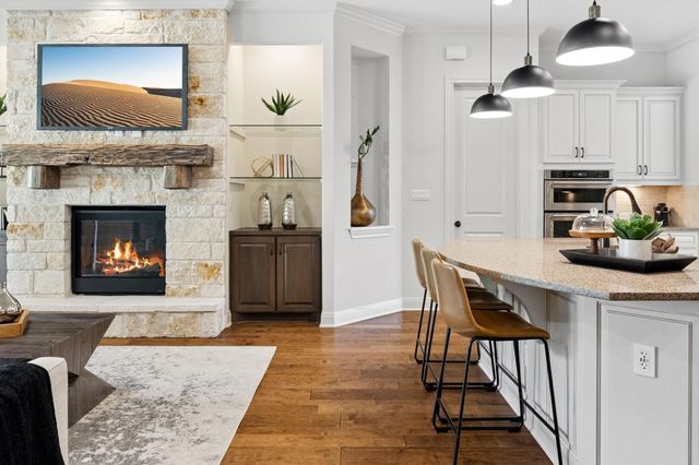 377 Bristlecone DR, Driftwood, TX 78619