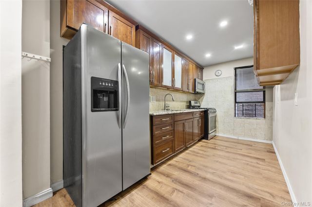 1670 Longfellow Avenue 3J, Bronx, NY 10460