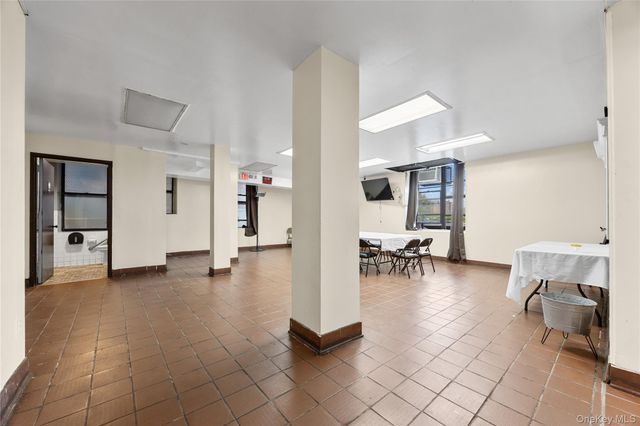 1670 Longfellow Avenue 3J, Bronx, NY 10460