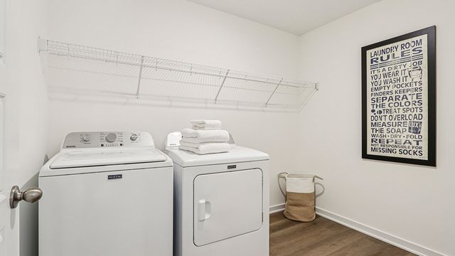 1445 Vintage Drive, Oswego, IL 60543