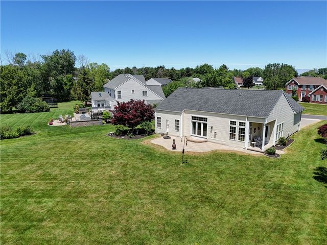 653 Yardley Court, Webster, NY 14580