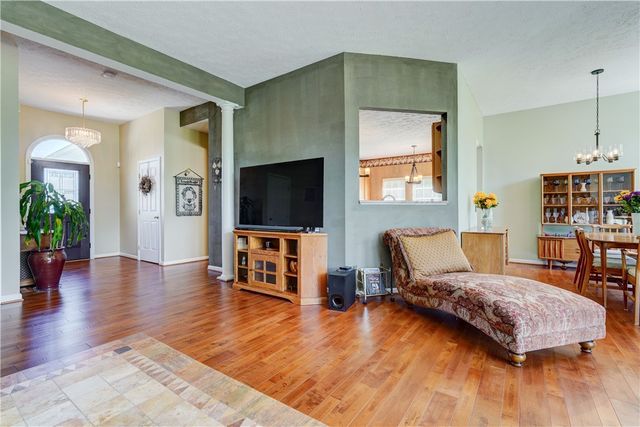 653 Yardley Court, Webster, NY 14580