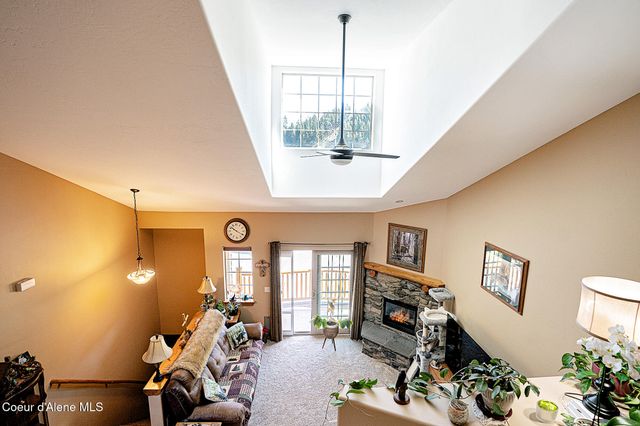 1 Elsie Peak CT, B1, BLDG B, Pinehurst, ID 83850