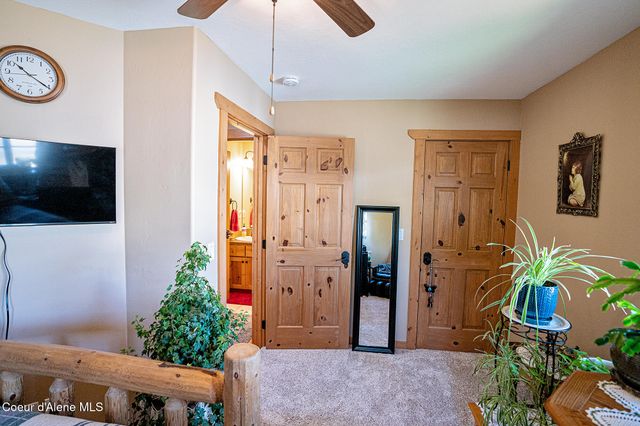 1 Elsie Peak CT, B1, BLDG B, Pinehurst, ID 83850