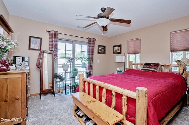 1 Elsie Peak CT, B1, BLDG B, Pinehurst, ID 83850