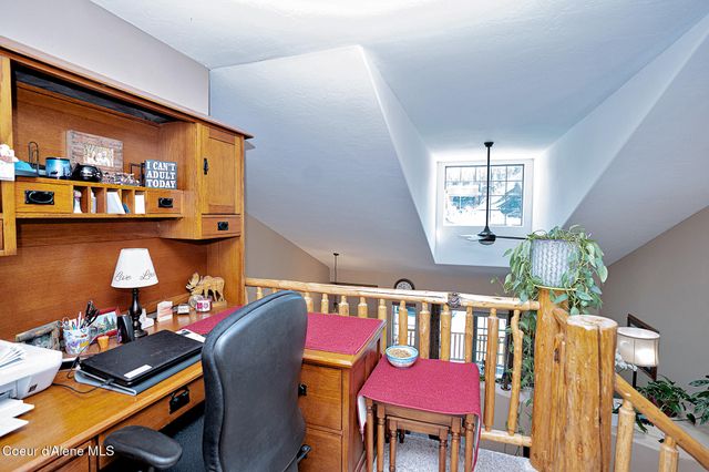 1 Elsie Peak CT, B1, BLDG B, Pinehurst, ID 83850