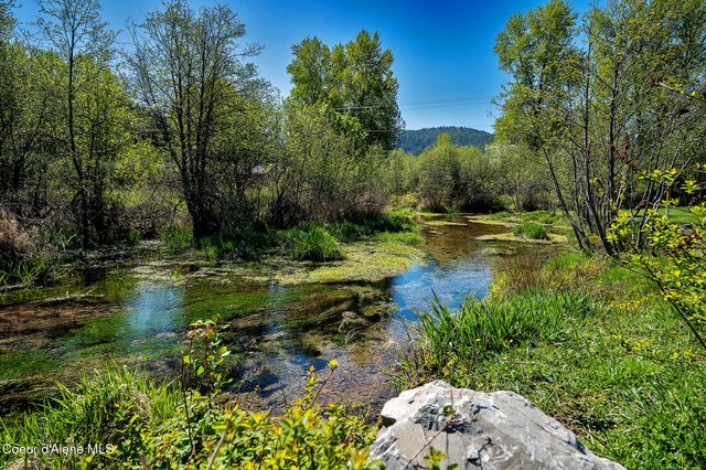 1 Elsie Peak CT, B1, BLDG B, Pinehurst, ID 83850