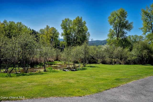 1 Elsie Peak CT, B1, BLDG B, Pinehurst, ID 83850