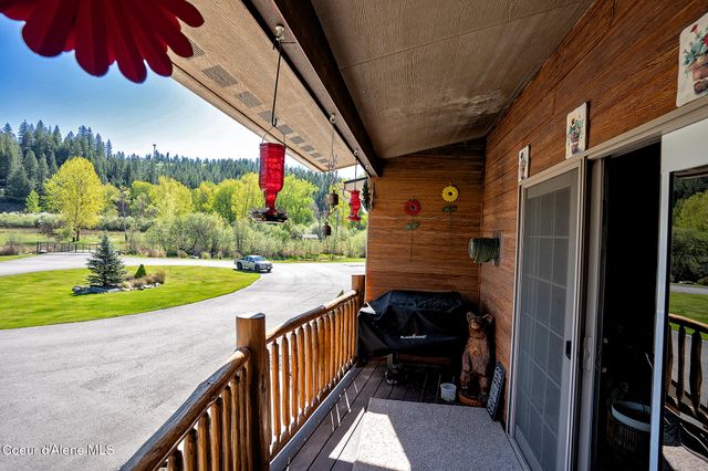 1 Elsie Peak CT, B1, BLDG B, Pinehurst, ID 83850