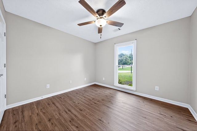 221 Lee Road 2051, Phenix City, AL 36870