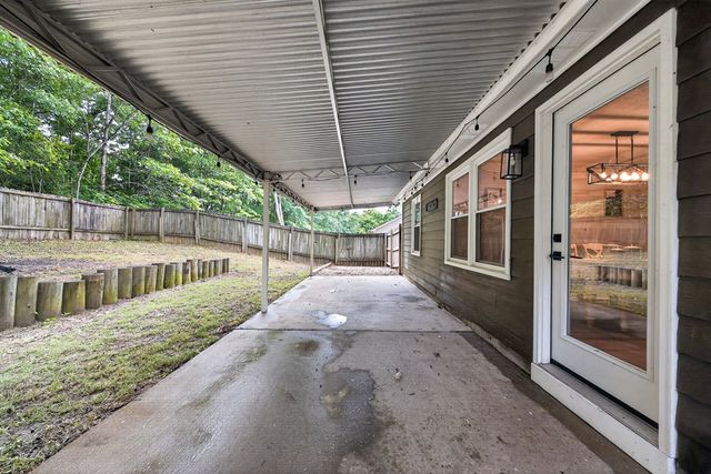 221 Lee Road 2051, Phenix City, AL 36870