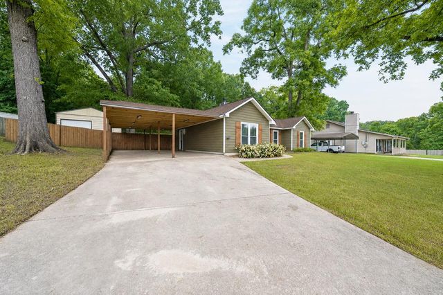 221 Lee Road 2051, Phenix City, AL 36870