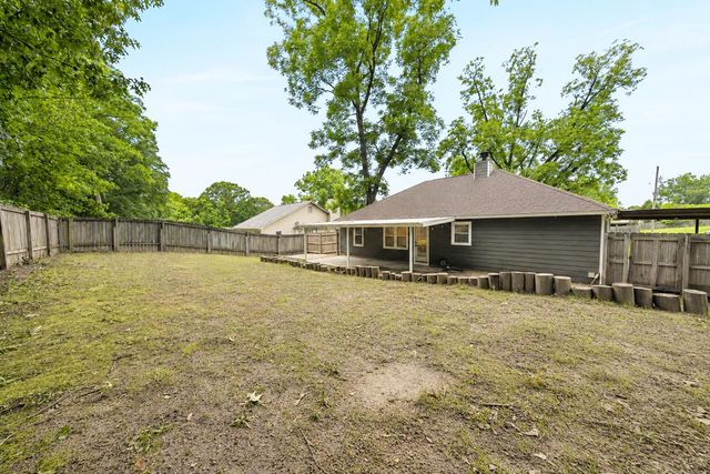 221 Lee Road 2051, Phenix City, AL 36870