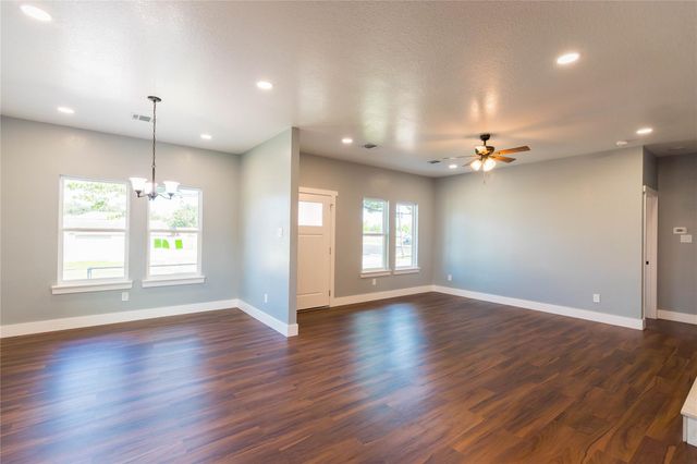818 Westshire Drive, Houston, TX 77013