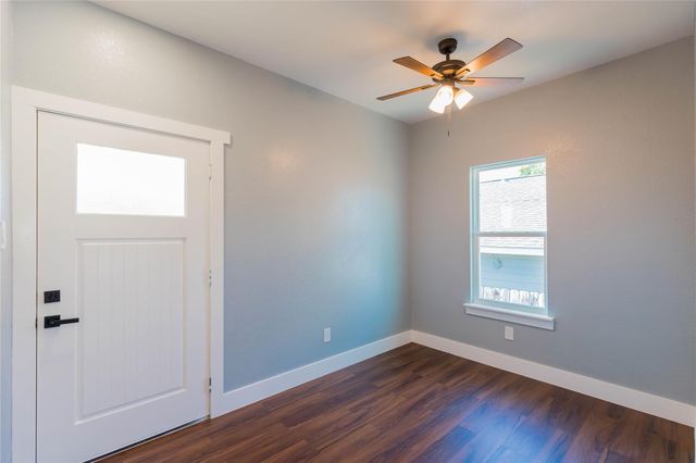 818 Westshire Drive, Houston, TX 77013