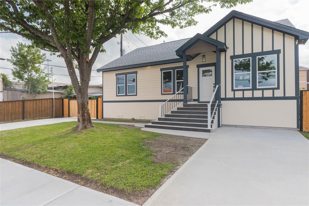 818 Westshire Drive, Houston, TX 77013