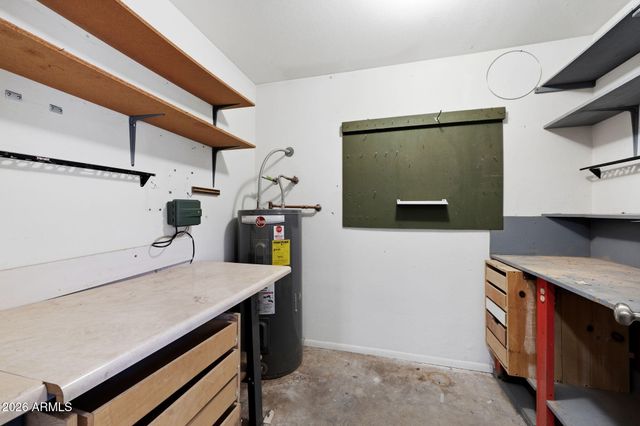 831 LEISURE WORLD --, Mesa, AZ 85206