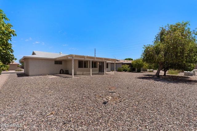 831 LEISURE WORLD --, Mesa, AZ 85206