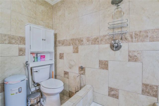 1709 E Luray, Long Beach, CA 90807