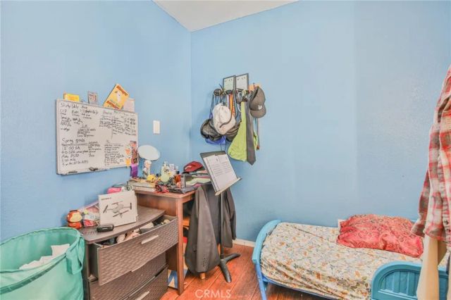 1709 E Luray, Long Beach, CA 90807