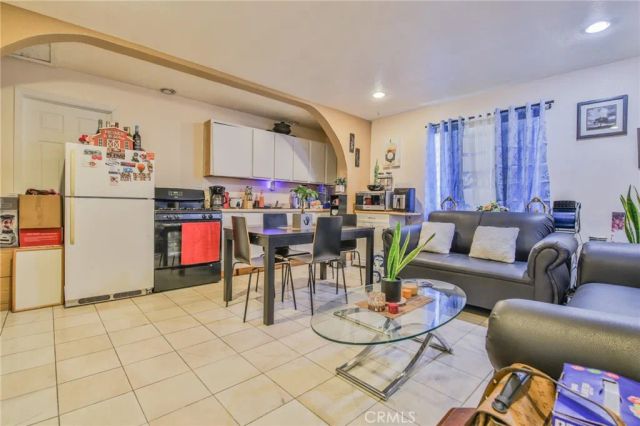 1709 E Luray, Long Beach, CA 90807