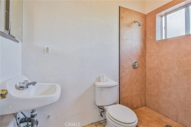 1709 E Luray, Long Beach, CA 90807