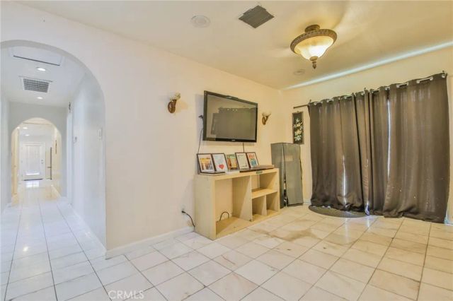 1709 E Luray, Long Beach, CA 90807