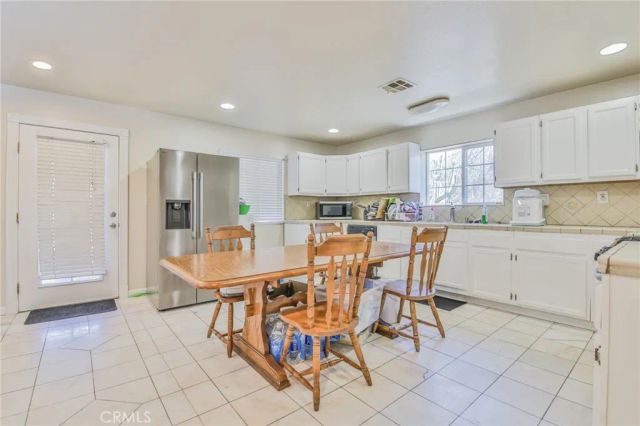 1709 E Luray, Long Beach, CA 90807