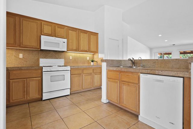 47820 Calle Zafiro, Indio, CA 92201