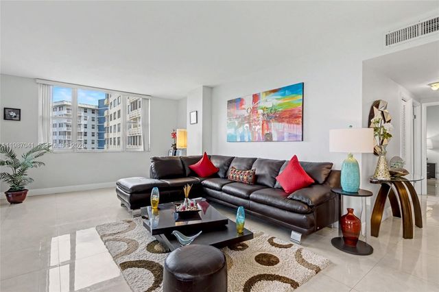 4330 Hillcrest Dr 619 619, Hollywood, FL 33021