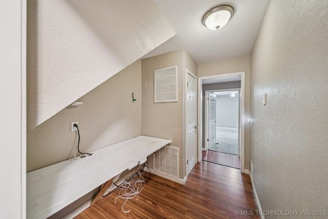 1065 Deer Creek, Pryor, OK 74361