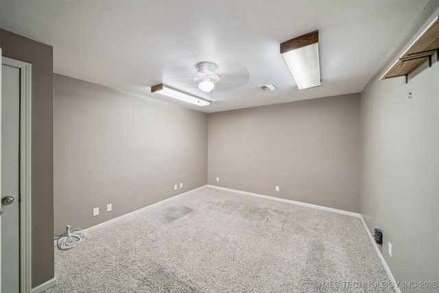 1065 Deer Creek, Pryor, OK 74361