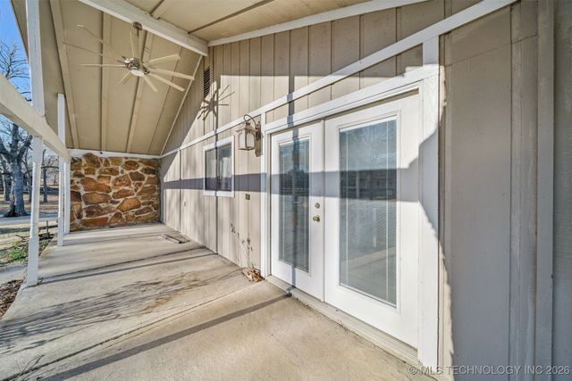 1065 Deer Creek, Pryor, OK 74361