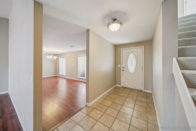 1065 Deer Creek, Pryor, OK 74361