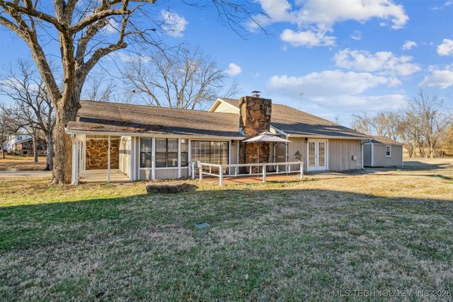 1065 Deer Creek, Pryor, OK 74361