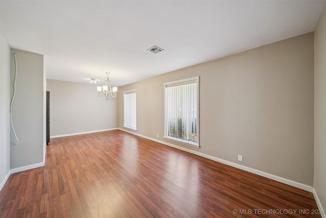 1065 Deer Creek, Pryor, OK 74361