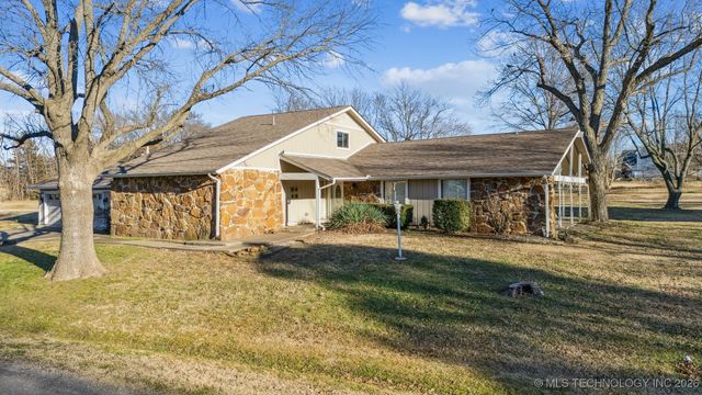 1065 Deer Creek, Pryor, OK 74361