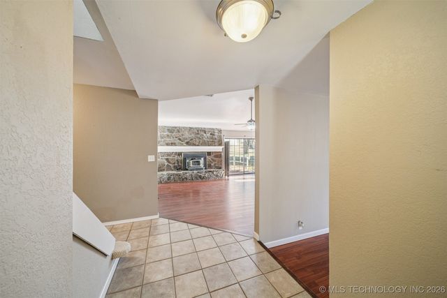 1065 Deer Creek, Pryor, OK 74361