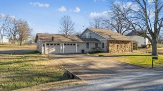 1065 Deer Creek, Pryor, OK 74361