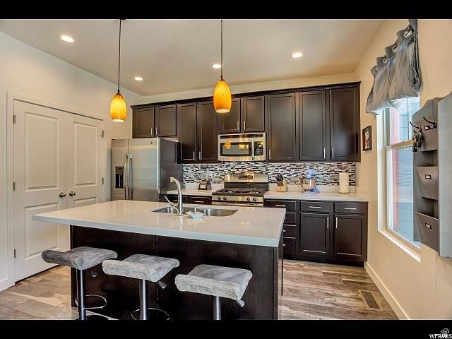 10522 S TOPVIEW RD, South Jordan, UT 84009