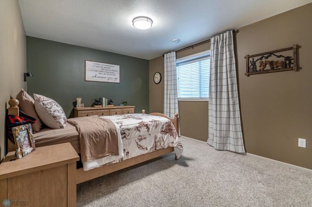 713 23RD Avenue W, West Fargo, ND 58078