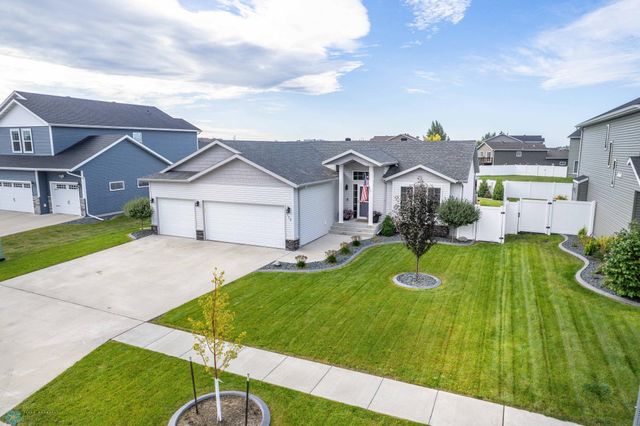 713 23RD Avenue W, West Fargo, ND 58078