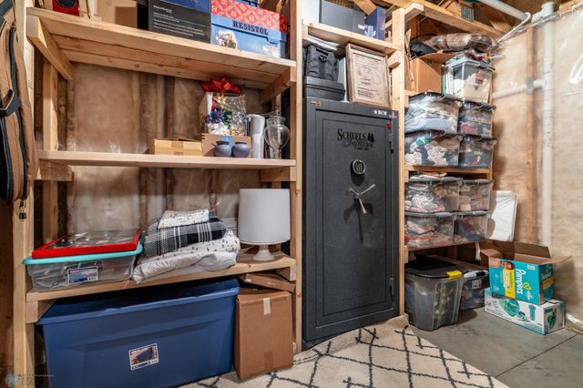 713 23RD Avenue W, West Fargo, ND 58078