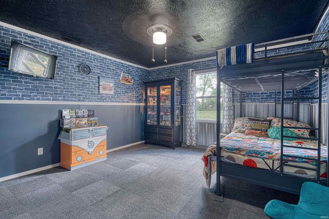 1222 Maple Grove Road, Boonville, IN 47601