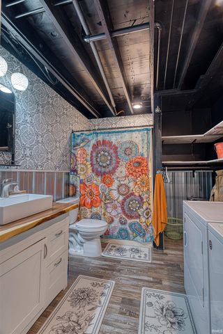 1222 Maple Grove Road, Boonville, IN 47601