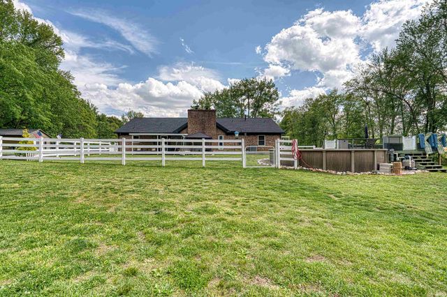 1222 Maple Grove Road, Boonville, IN 47601