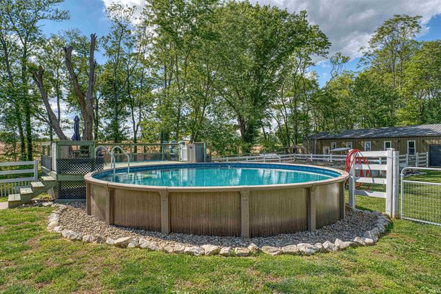 1222 Maple Grove Road, Boonville, IN 47601